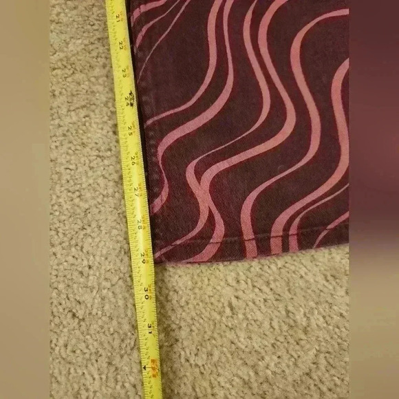 H&M Divided Red Zebra Wide Leg Jeans Size 4 26" Waist High Waisted #F177 - Picture 2 of 5